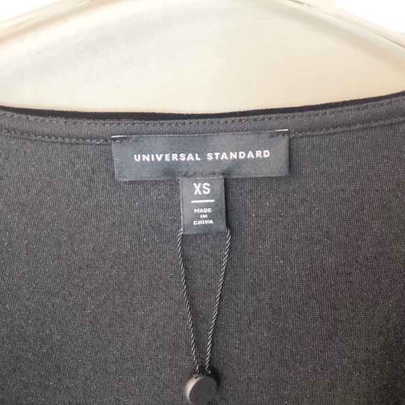 NWT Universal Standard Long Sleeve Velvet Surplice Neck Top - Black - Size 10-12 - Picture 6 of 8